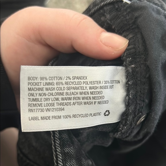 Universal Thread Black Jean Shorts Cut-Off Style - Picture 6 of 6